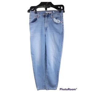 Levi Strauss‎ And Co. Women's High-Rise Boyfriend Straight Jeans Size W26, L27